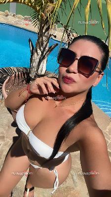 Valentina divertida y extrovertida