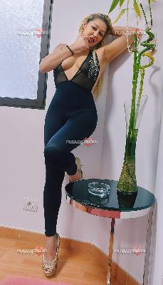 Isis  recién llegada te encantare novedad.