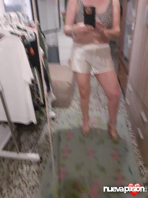 Española , particular, madurita, atractiva y muy sexy . .