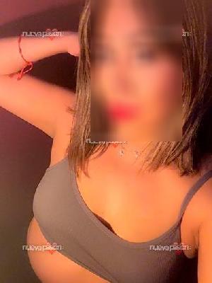 DIANA - PERUANA  - Mi cama es demasiado grande sin ti