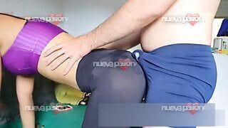 Busco chica en leggings