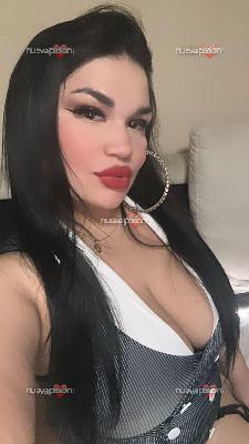 YUVANNA morenaza fiestera 24h