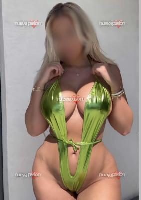 Rubia sexy morbosa tetas grandes frances sin completo