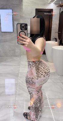 Hola soy Camila tú amante dama