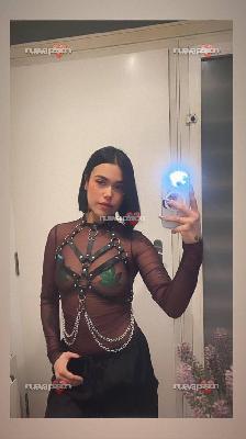 Extrovertida Dependiente