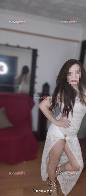 Me llamo Lucía ¿quieres quedar con una mujer española?