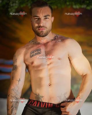 NOVEDAD EN TÚ CIUDAD - HETERO LATINO CAÑERO XL