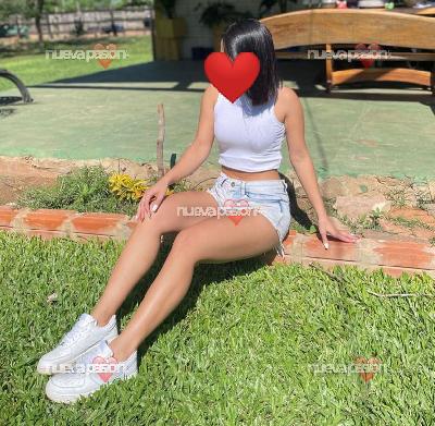 Particular, para gente seria, formal, educada. Soy Julia