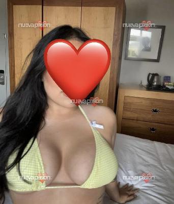 BESOS CON LENGUA MUY CACHONDA