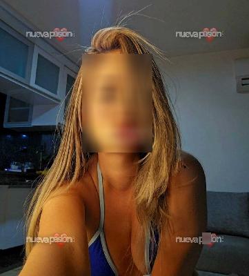 NIÑATA ESPAÑOLA SEXY Y CALIENTE