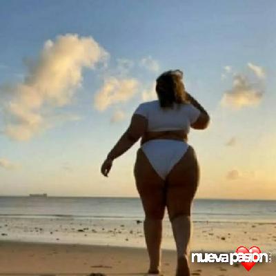 Novedad gordita sabrosa morbosa sexy