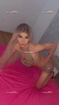 ALANA TRANS CD FIESTERA TRAGA LECHE PUTA NOVEDAD EN BENIDORM