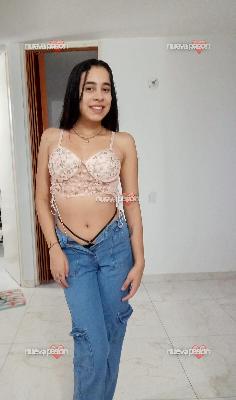 BELLA  JAZMIN JOVENCITA  19 AÑOS LATINA VIDEOLLAMADAS Y SKYPE  DESDE 6 EUROS X 5 MINUTOS