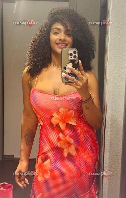 KAROL, Joven morenita APARTAMENTO DE LUJO, ven a FOLLAR!