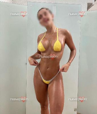 📍MARBELLA -CENTRO🍃 MASSAGE GIVEN BY AN AMAZING BABE WITH A PERFECT GYM BODY👩🏽 🫦MASAJE DADO POR Preciosa y sexy morena con Cuerpito de gym🍃