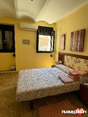 Alquilo habitación en granada centro