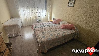 SE BUSCA MUJER MADURA MADURITA TETONA CULONA DELGADA