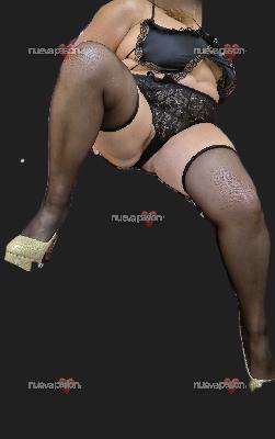 Madurita cachonda con sitio discreto