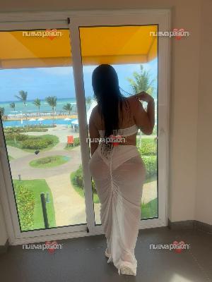 Recién llegada un bombom