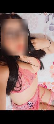 Hola soy Andrea una colombiana muy cachonda