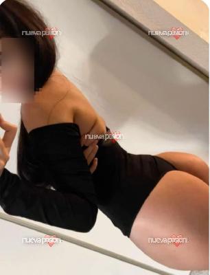 Anfitriona Violeta  Fiestera, Guarra 🤤