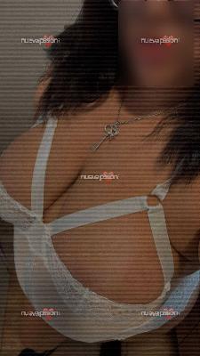 Camilpequeñita tetona