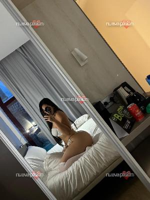 PROVOCATIVA FOGOSA  📍📍EN USERA📍📍ARDIENTE COMPLACIENTE MORENAZA COMPLETA