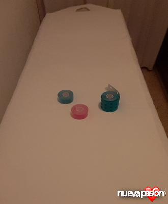 Lucia madurita, masaje descontracturante y relajante.  Kinesiotape.  Sin prisas, total tranquilidad.  Normas higiénicas.  Atiendo solo llamadas