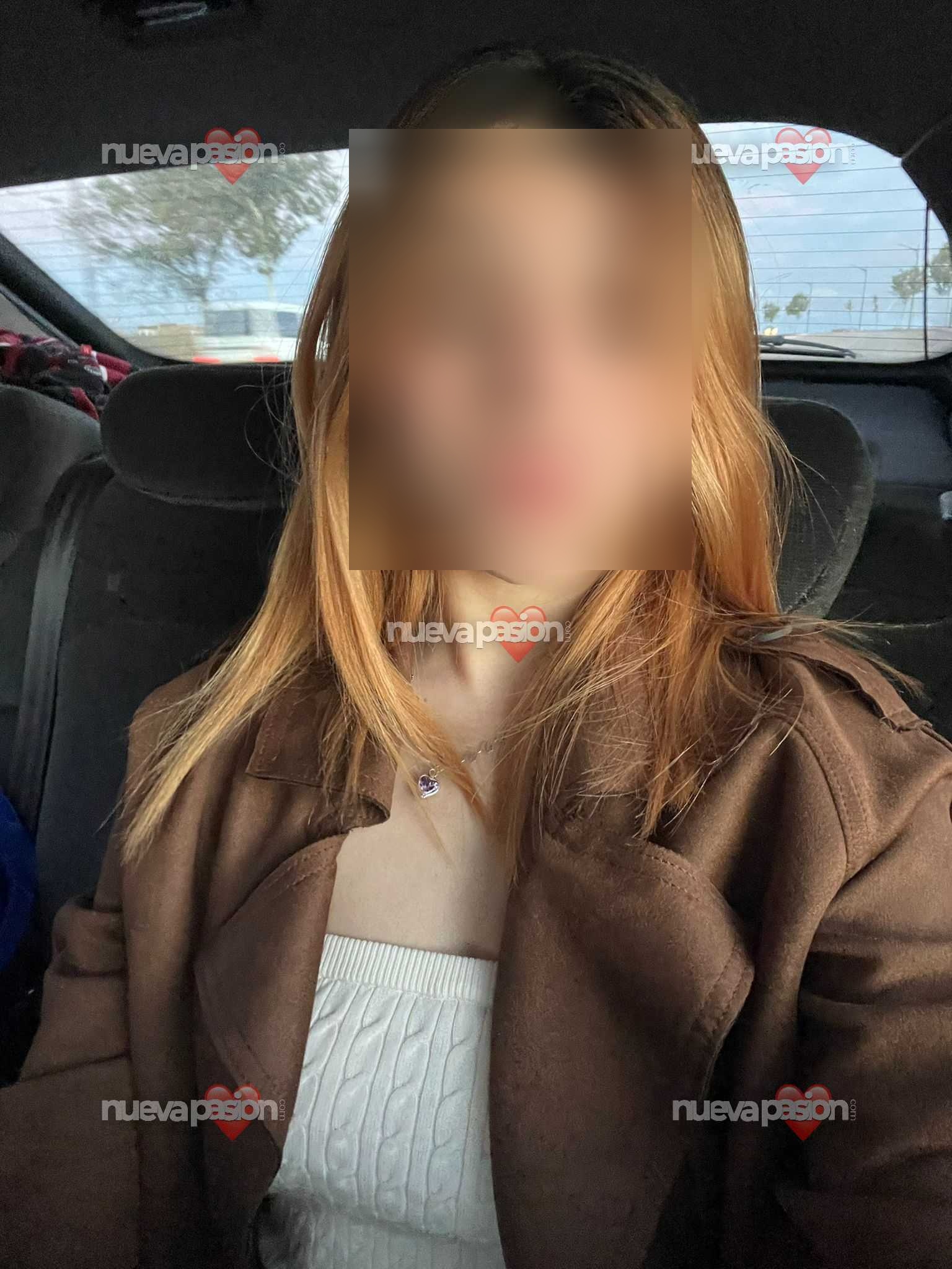 Sol Latina Atractiva chica FOGOSA PARA TI