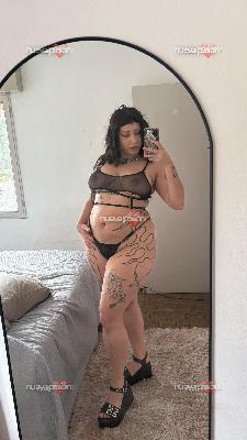 Mina, guarrita rica!