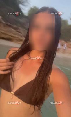 ESPAÑOLA DISPUESTA CACHONDA SENSUAL COMPLETA SERE TUYA FIESTA A TOPE