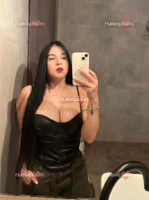 NIÑATA RECIEN LLEGADA CON GANAS DE MAS