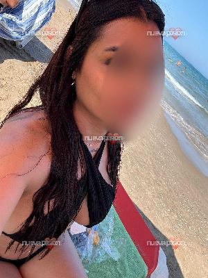 YULI JUGUETONA Y TRAVIESA