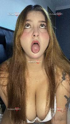 LINDA COLEGIALA MUY CANCHONDITA CON GANAS DE MUCHA LECHITA