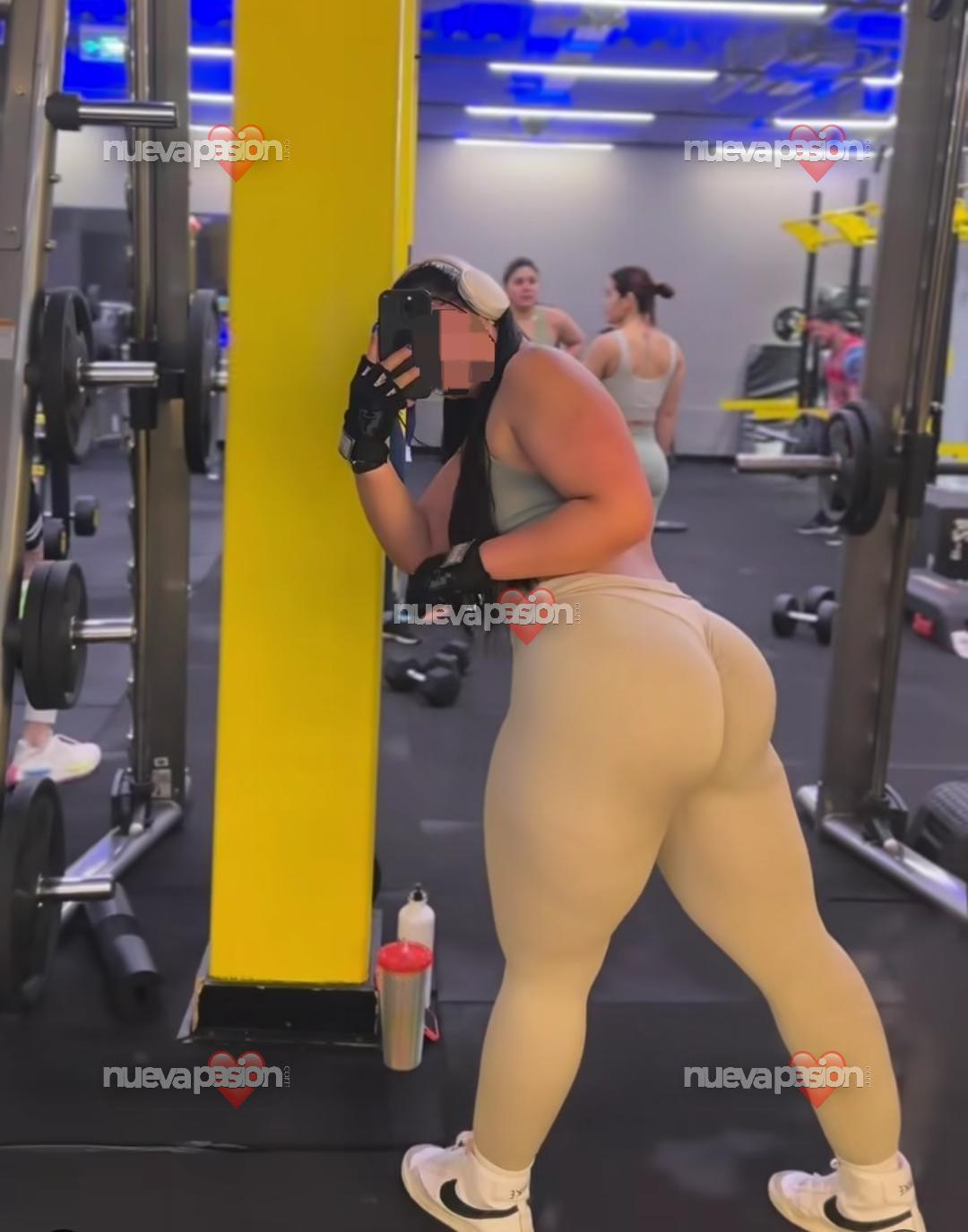ANDREA diosa Latina súper Novedad disponible para todo