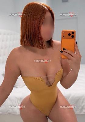 Paula tu guarita sexy caliente en la cama !!