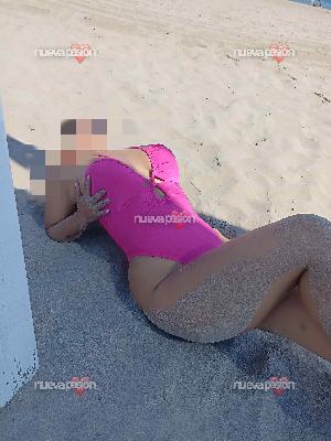 Rubiesita Latina Juguetona