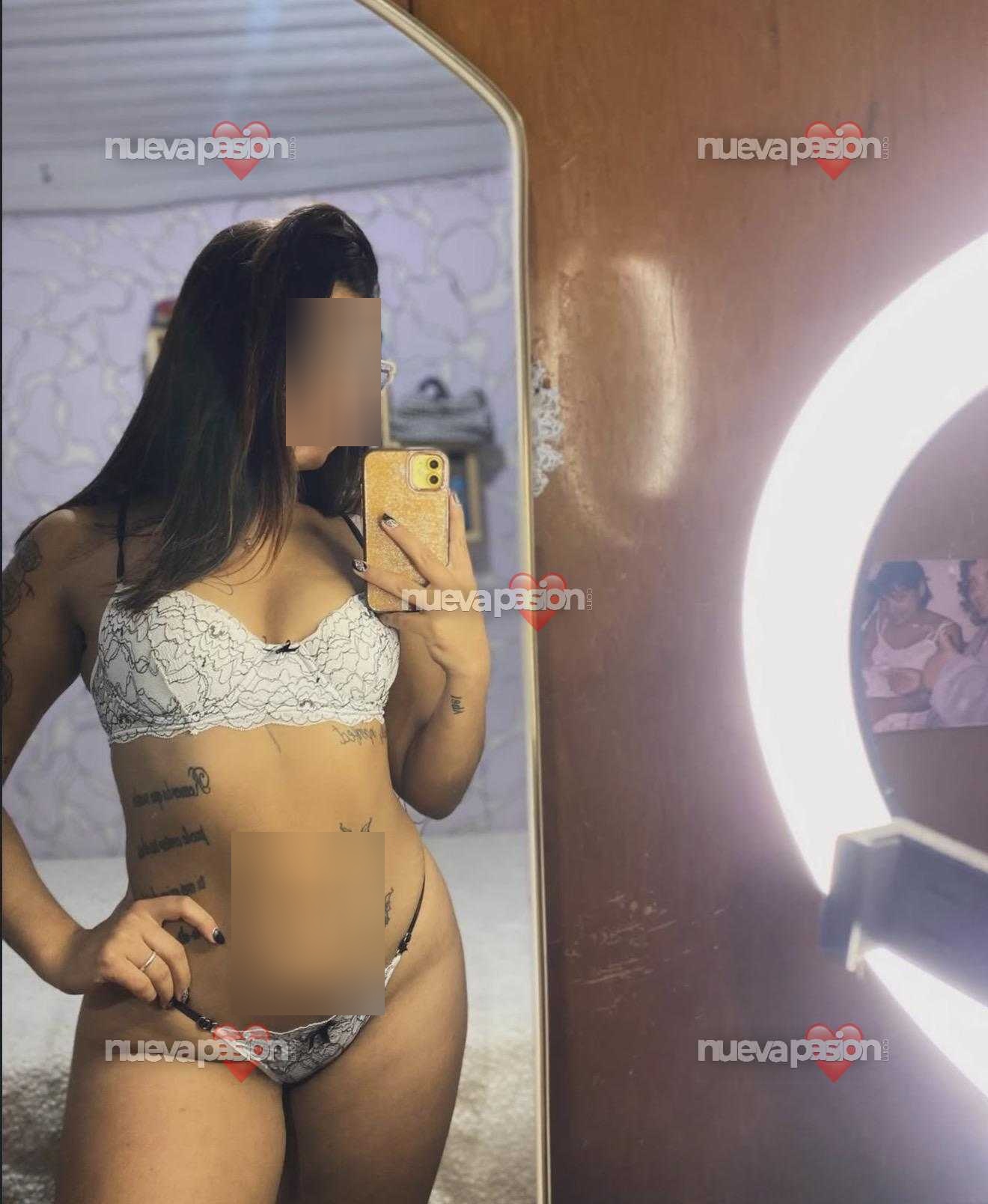 Laura Latina De Visita En Tu Isla