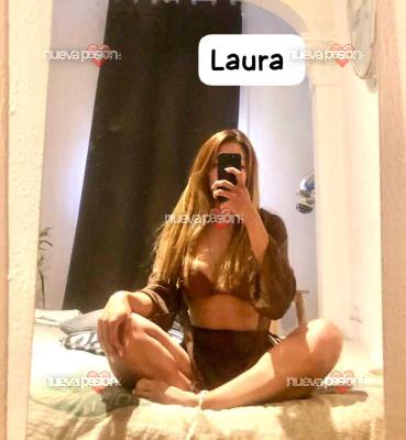 Estudiante 24 y Mami 50