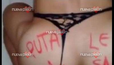 Gay en tanga a oscura y a cuatro