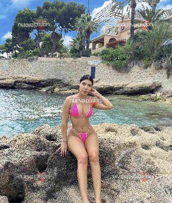 Key, venezolana 20 años