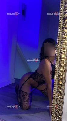 Jade latinita fogosa muy buena amante