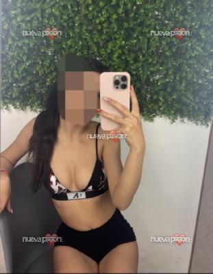 NOVEDAD MUY CACHONDA Y JOVENCITA ESTUDIANTE