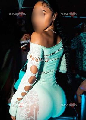 Cariño,caliente y viciosa en tu zona follar en toda posiciones