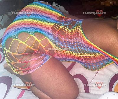 MORENAZA ARDIENTE CACHONDA QUIERO QUE ME COMAS RICO