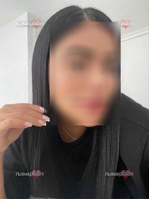 HOLA SOY VALERY UNA RICA NENA CALIENTE AMABLE Y ALEGRE