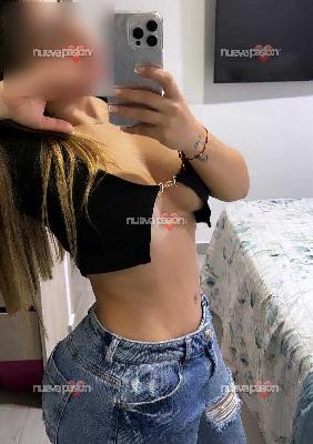 BOMBA DE SEXO FIESTA A TOPE LUJURIA ARDIENTE  LATINA PRECIOSA