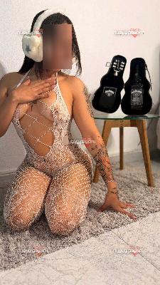 JOVENCITA REINA DEL GRIEGO CON TODOS LOS SERVICIOS SIN TABUES...