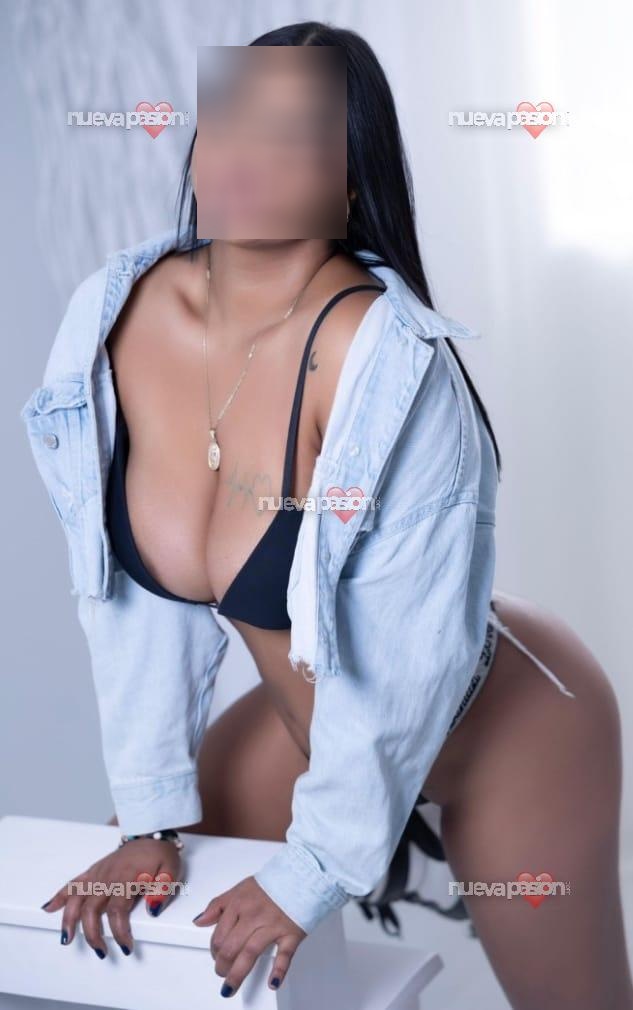 LAURITA, MUJER DE MUCHO ENCANTO