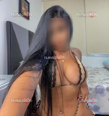 Jovencita dulce y encantadora.